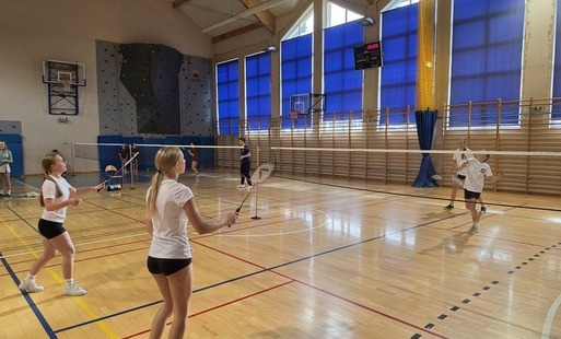 Zdjęcie do Powiatowe Igrzyska Młodzieży Szkolnej w Badmintonie