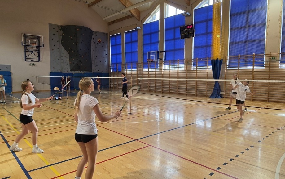 Powiatowe Igrzyska Młodzieży Szkolnej w badmintonie