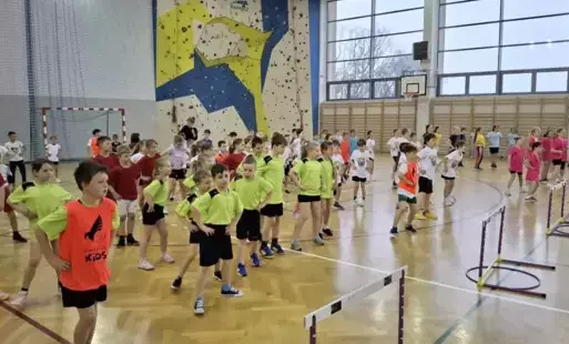 Zdjęcie do Powiatowe Igrzyska Dzieci i Młodzieży Szkolnej Gry i Zabawy kl I-III