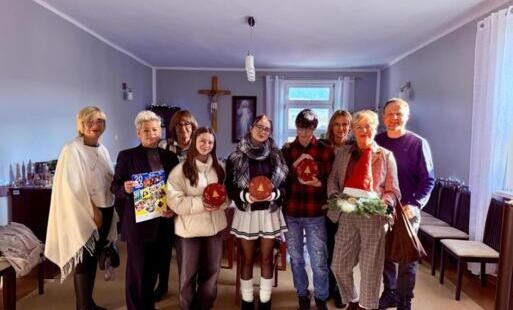 Zdjęcie do Przedświąteczna wizyta pełna serca i radości